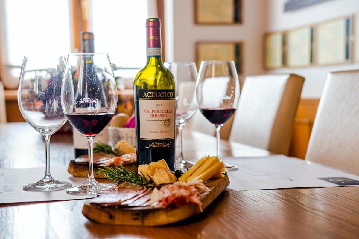 Agriturismo Acinatico Wine Relais Фумане Екстериор снимка